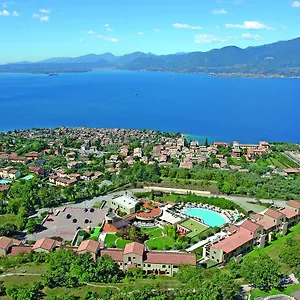 Le Torri Del Garda Familyspa מלון